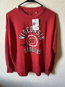 Wisconsin Badgers Women’s Small Pressbox Sun Washed Pullover Crew Sweatshirt NWT - Picture 1 of 3