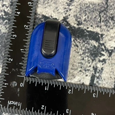 Creative Memories CORNER ROUNDER Maker Paper Punch Old Style Blue Scrapbook - Image 1 of 4