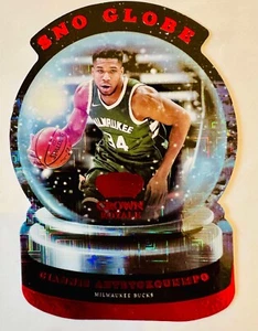 Giannis Antetokounmpo 2021-22 Panini Crown Royale Sno Globe Red Die Cut Insert - Imagen 1 de 1