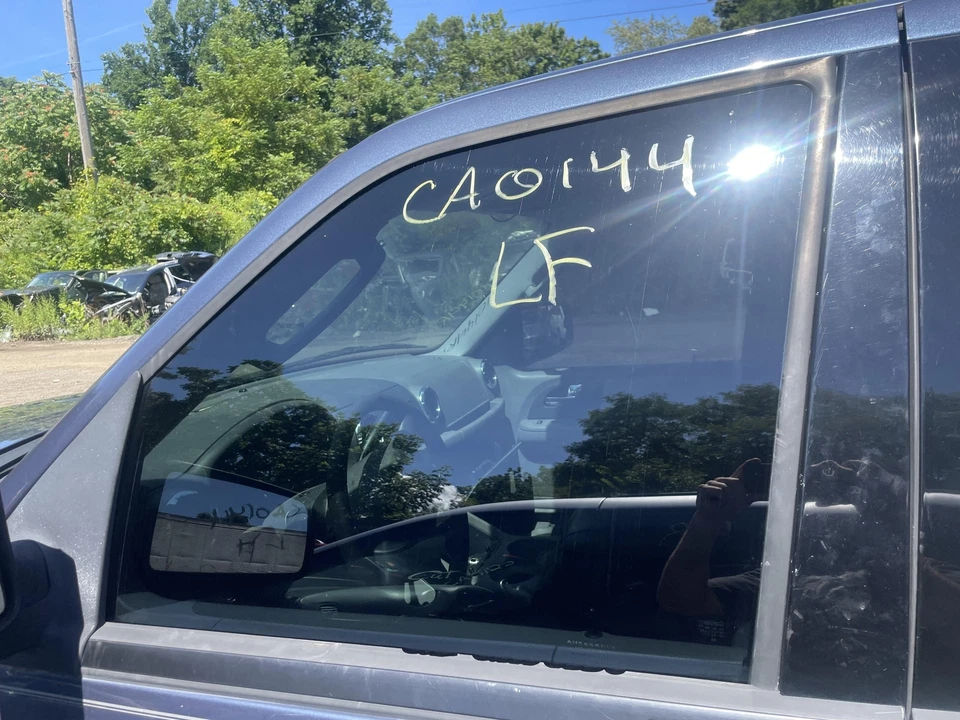 Front Door Glass/window FORD EXPEDITION Left 03 04 05 06 Foto 1 de 1