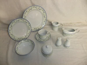 c4 Pottery Johnson Bros - La Rochelle - vajilla apta para microondas/lavavavajillas 7A5A - Imagen 1 de 12