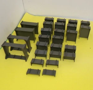 Triang R74, R77, R79, R85 Elevated Track Piers Bridge Supports Graduated OO (th) - Picture 1 of 5