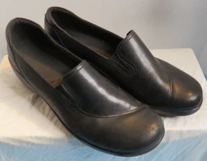 VGT Clarks Women's Black Leather Slip On Comfort Loafers 1.5 Heel Size 10M - Picture 1 of 6