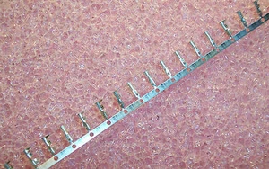 QTY (100) 170354-1 TYCO LOW PROFILE TIN CRIMP SOCKET CONTACTS 22-26 AWG ROHS - Picture 1 of 4