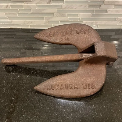 Roloff Mfg. Corp. N10 Kaukauna Wis 10 lb. Ancla de barco de hierro fundido naval de colección Foto 1 de 4