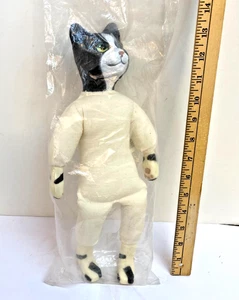Vintage Just For Keeps klassische Tierpuppe schwarz-weiße Katze 14 Zoll harter Kopf weicher Körper - Bild 1 von 6