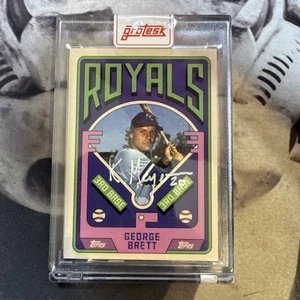 Topps Project 2020 #75 George Brett Grotesk Artist Auto #/15 - Picture 1 of 2
