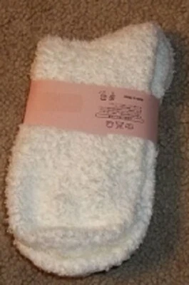 Nuevo 1 par de calcetines difusos mullidos 11+ colores lisos tú eliges nuevos Foto 1 de 3