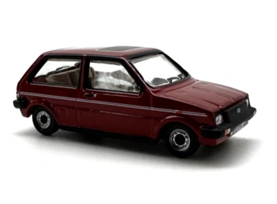 EY 1:76 Red Austin Mini Princess Diana Hatchback Model Diecast Collect Car - Image 1 of 4