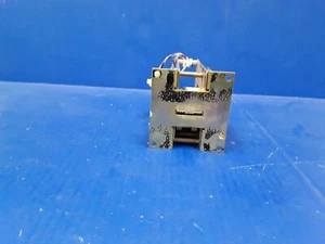 Dispensador de boletos de Deltronic Labs - Imagen 1 de 3