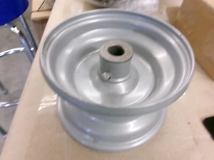 OEM AYP HUSQVARNA Rim Assembly 6 Inch Silver 532150740 - Picture 1 of 1