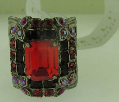 Sorrelli Ruby red  Ring RDQ55ASRR antique silver tone - Image 1 of 3