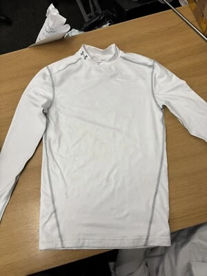 UNDER AMOUR COLDGEAR MOCK WHITE LARGE (WASHABLE STAINS) WITH TAGS - Image 1 of 4