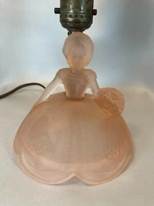 Charming Vintage Pink Glass Southern Belle Boudoir Lamp For Girl's Room - Picture 1 of 6