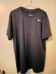 Nike Dry Fit T-Shirt Mens Dark Blue Medium - Great Condition - Authentic - Picture 1 of 3