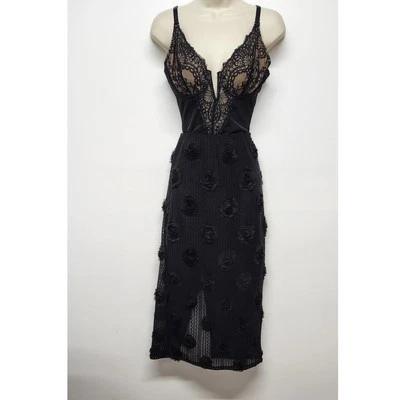 Falda Bailey 44 Negra Transparente Encaje 3D Rosetas Midi Recta Femenina, Talla Pequeña Foto 1 de 4