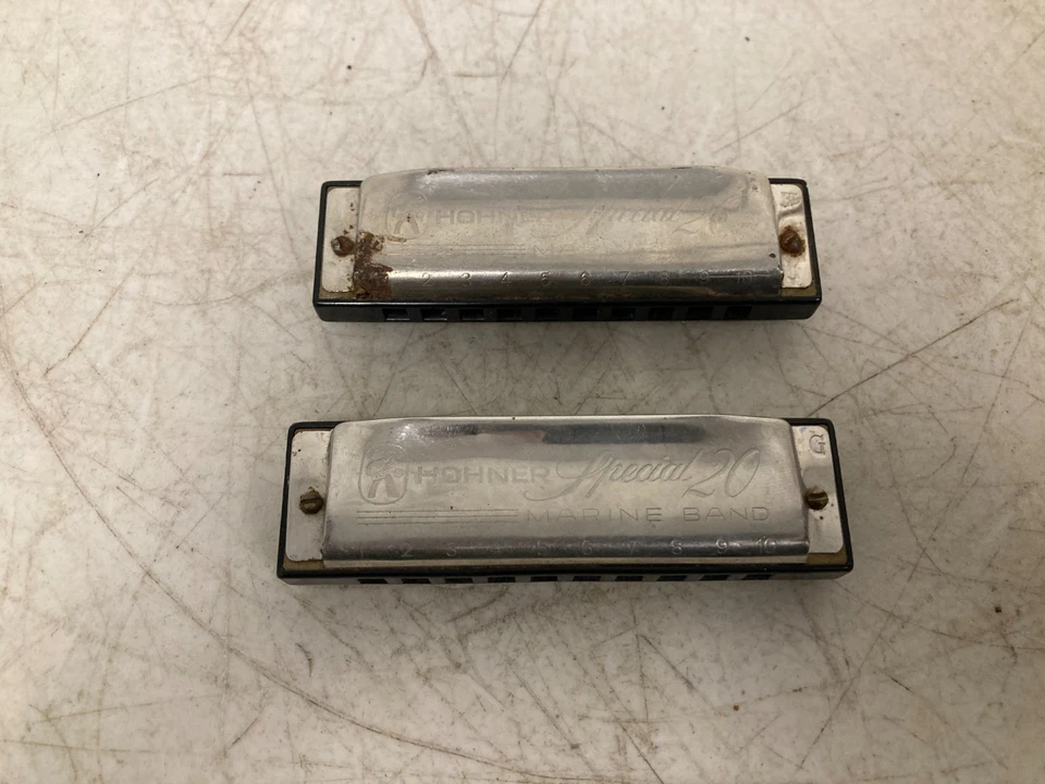 Llave armónica Hohner Special 20 banda marina G + llave pal de bolsillo C hecha en Alemania Foto 1 de 4