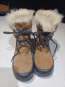 Champion beige Winter Boots Faux Fur Lined Womens Size 6 - Picture 1 of 11