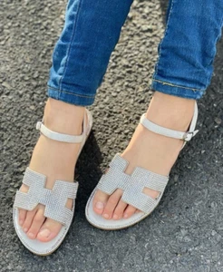 Ladies Sparkly Diamante Summer Shoes Open Toe Summer Flat Sandals Beach UK Size - Picture 1 of 8