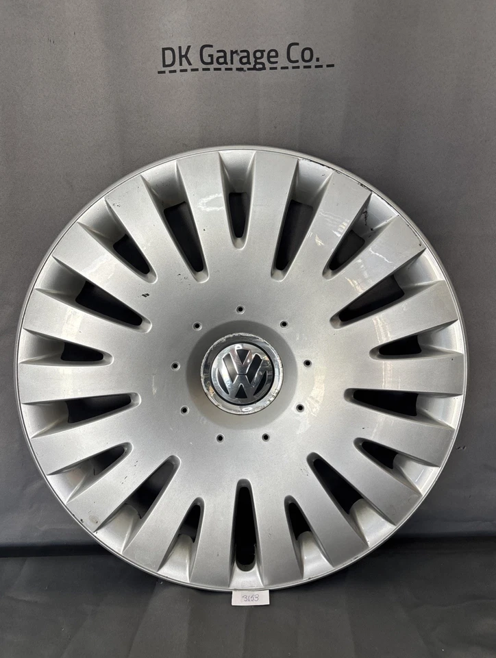 Tapacubos 2007-2011 EOS, 2006-2010 PASSAT 3C0601147B OEM VW VOLKSWAGEN 16" #61553 Foto 1 de 4