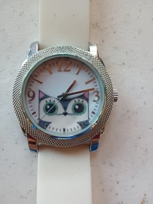 Wrist Watch Cat Face Quartz White Unbranded Round 1.5" Face Working New Battery  - Image 1 of 3