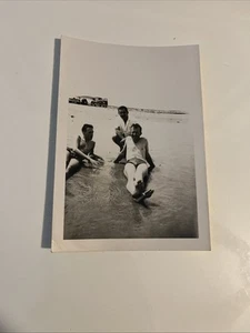 Vintage Photo Men At The Beach Bulge Gay Int Legs Crossed Shirtless Beefcake - Picture 1 of 4