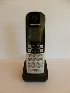 PANASONIC KX-TGA682 EX srebrno-czarna słuchawka z ładowarką i zasilaczem - Zdjęcie 1 z 2