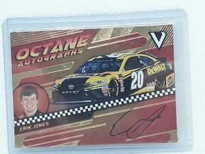 Erik Jones 2018 Panini Victory Lane NASCAR Racing Octane Autographs AUTO (59/99)