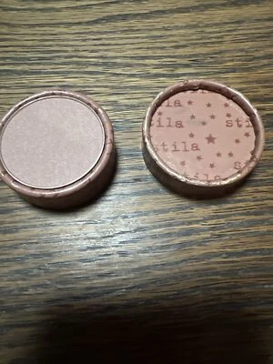 Stila Eye Shadow Compact, LATTE. Brand New. No Box. Never used or tested. HTF - Image 1 of 2