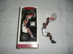 1995 HALLMARK, SHAQUILLE O’NEAL WITH CARD, HOOP STARS SERIES, 1st EDITION  - Picture 1 of 7