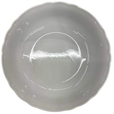 New IKEA UPPLAGA 1 Piece White Serving Bowl 26 cm (10 ") 404.438.02 - Image 1 of 4