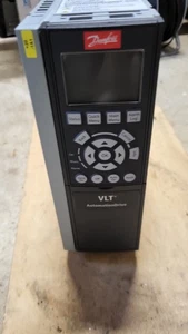 Danfoss VLT Drive FC 300 FC-302PK55T5E20H1XGXXXXSXXXXAXBXCXXXXDX (131B0034) - Bild 1 von 5