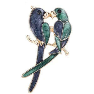 ZARD Kissing Parrot Birds Heart Shaped Brooch Pin Valentine Day Gift - Picture 1 of 7