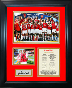 Framed Arsenal F.C. "The Invincibles" 2003 Facsimile Engraved Auto 12"x15" Photo