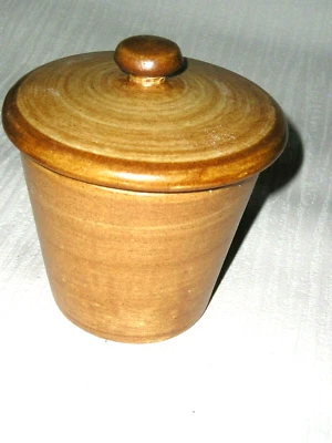 GRES de PIERREFONDS- POT COUVERT ORIGINAL -VERNISSE VERT INTERIEUR-CF-Signature - Photo 1/4