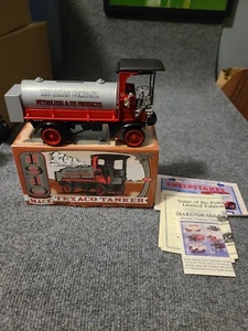1910 MACK TEXACO TANKER BANK--ORIGINAL BOX AND PAPERS - Picture 1 of 10