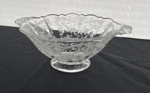 Cambridge Chantilly Pattern Footed Glass Bowl With Handles Etched Flowers 8 x 3" - Picture 1 of 10