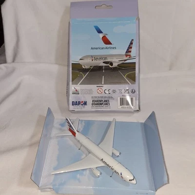 Avión de metal fundido a presión American Airlines Daron #RT 1664-1 Foto 1 de 4