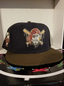 Pittsburgh Pirates 7 5/8 - Picture 1 of 3