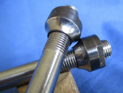 2 个 NOS 锥形,一个优秀的银轴,Campagnolo Nuovo 时代记录前轮毂 — 第 1/4 张图片