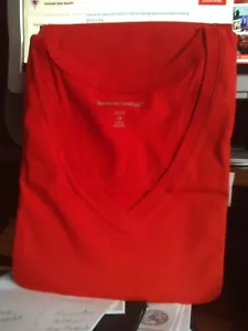 LADIES V NECK T SHIRT SIZE 1X RED (22=24) - Picture 1 of 2