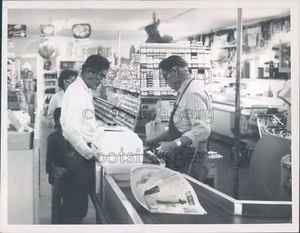 1965 Pressefoto Supermarkt Szene Navajo Reservierung Canyon de Chelly Arizona - Bild 1 von 2