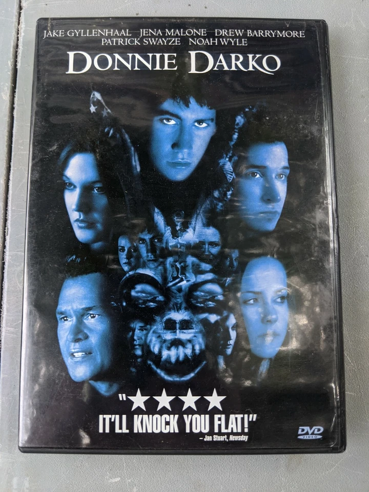 SHELF1C DVD ~ DONNIE DARKO - Image 1 of 1