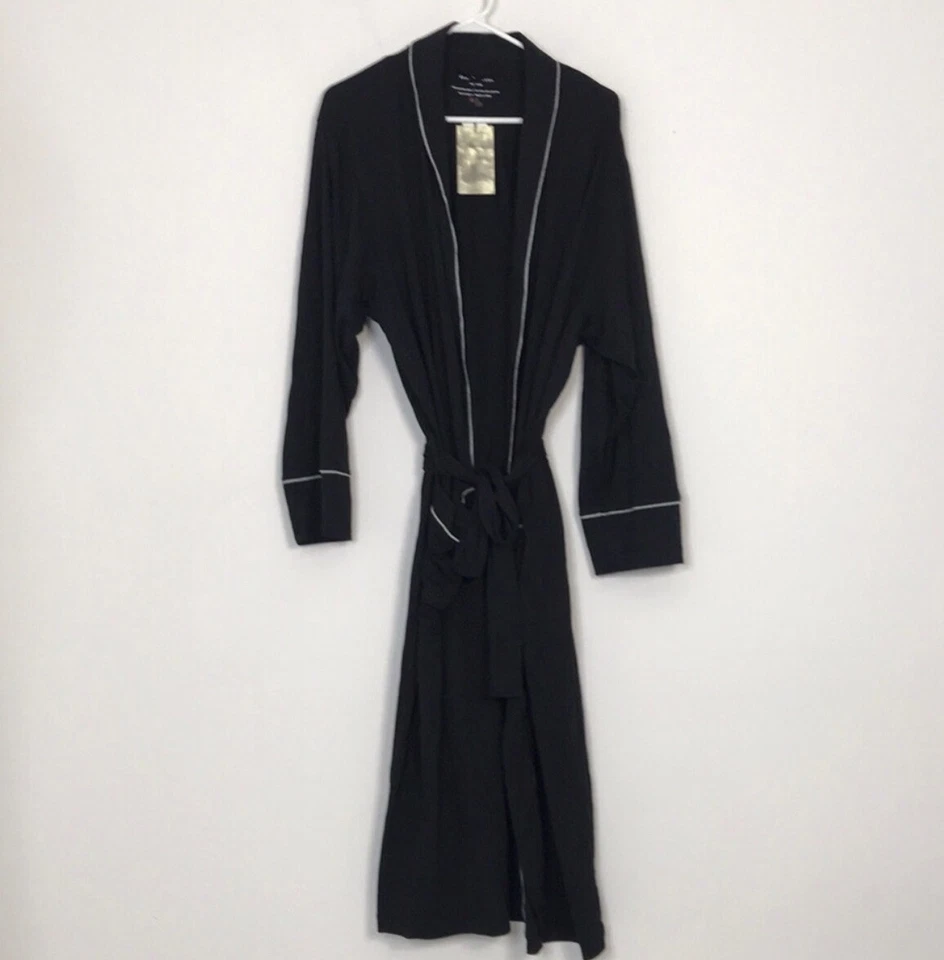 Bata Daniel Buchler Tonal Negra Mezcla de Algodón con Cinturón Mediana Grande Nueva con Etiquetas Precio de venta sugerido por el fabricante 165 USD Foto 1 de 4