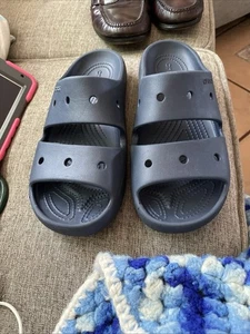 Crocs Classic V2 Blu Navy Impermeabile Doppio Cinturino Scivoli Imbottiti M7 W9 NUOVO - Foto 1 di 9