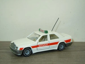 Mercedes 300E Notarzt - Siku 1064 Germany *72085 - Picture 1 of 4