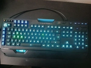 Logitech G910 Orion Gaming RGB Tastatur - Bild 1 von 6