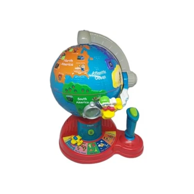 V-Tech Vintage  Fly And Learn Talking Globe Educational Toy creates hours of Fun - Image 1 of 4