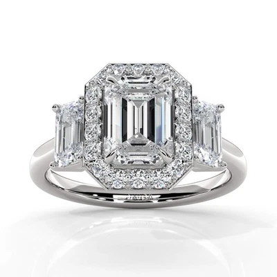 Anillo de compromiso de diamantes esmeralda pavé halo de 3 piedras de oro blanco GIA I-SI1 1,74 quilates Foto 1 de 4