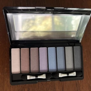 Avon 8-in-1 -Water Colors Eyeshadow Eight in One Eye Palette w/Mirror.315 oz NEW - Picture 1 of 8